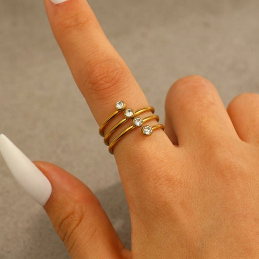 Multi-layer gold-tone spiral ring