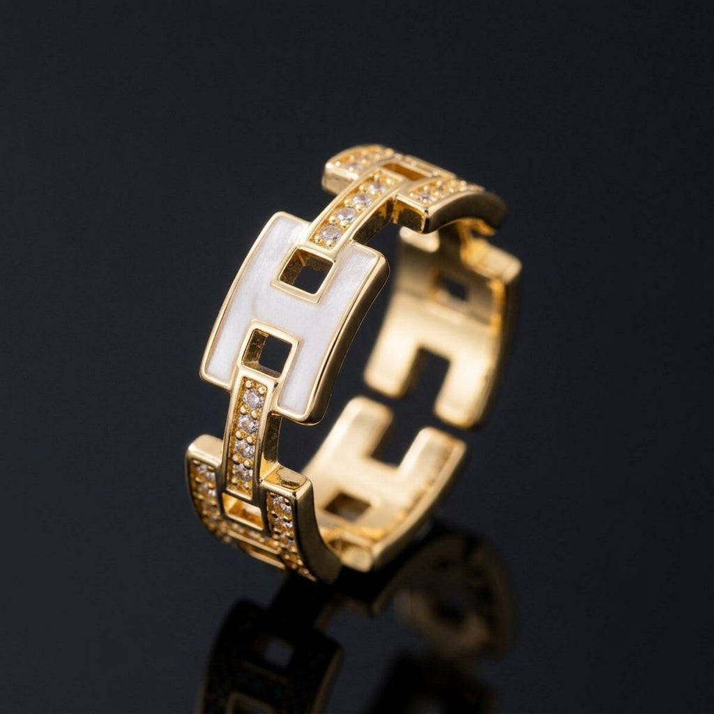 Hollow geometric band ring.