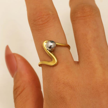 Minimalist Wave Ring