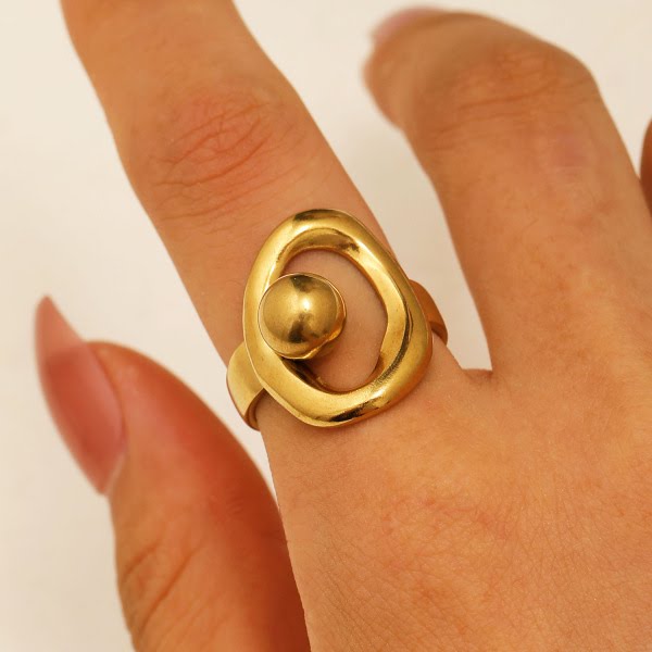Minimalist Geometric Statement Ring.